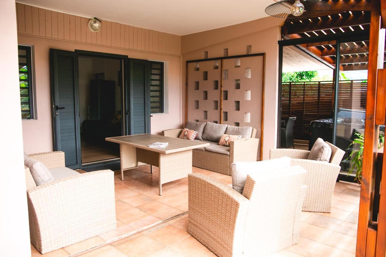 Villa Le Colonial Zen - T4 A 5 Mn Aeroport Sainte-Marie Exterior foto